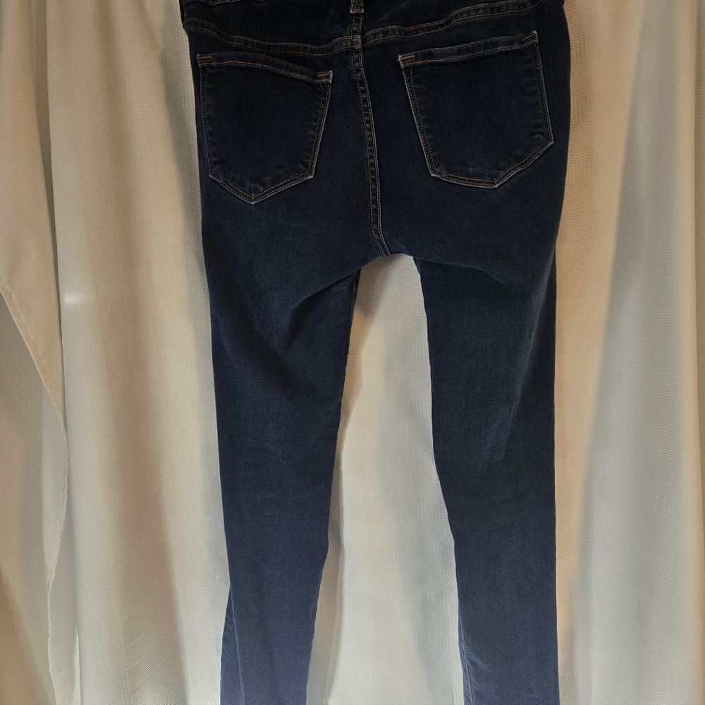 Old Navy Classic Black and Blue Rockstar Maternity Women's Jeans Bundle - Picture 10 of 12